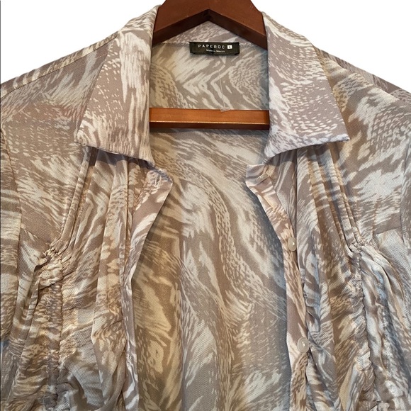 Paperoc Sheer Button Down Rouched Top - Picture 2 of 13
